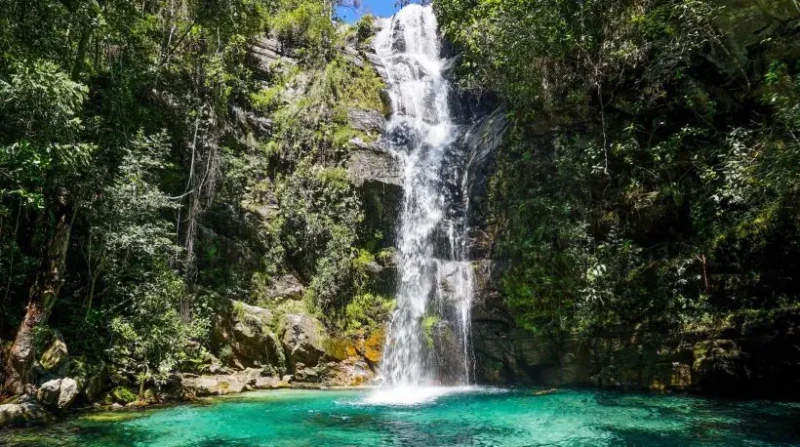 chapada-dos-veadeiros-brasilia-capa1-820x458