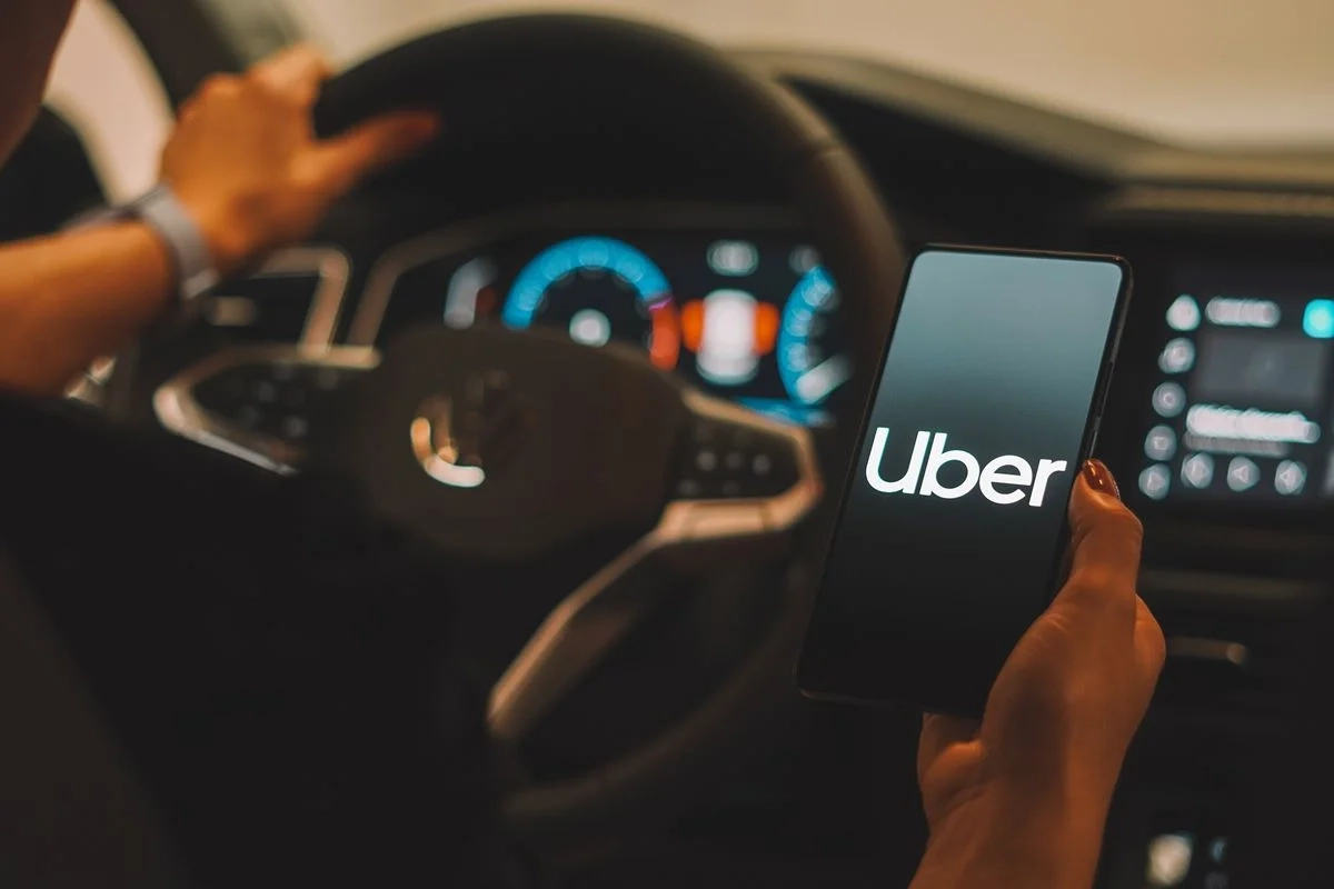 Uber-16