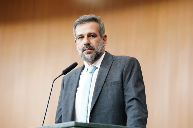 10969_hellenn-reis936-jpg